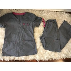Medcouture Scrub Set
